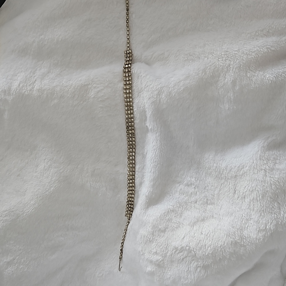 5/$20 Vintage Rhinestone Choker Necklace